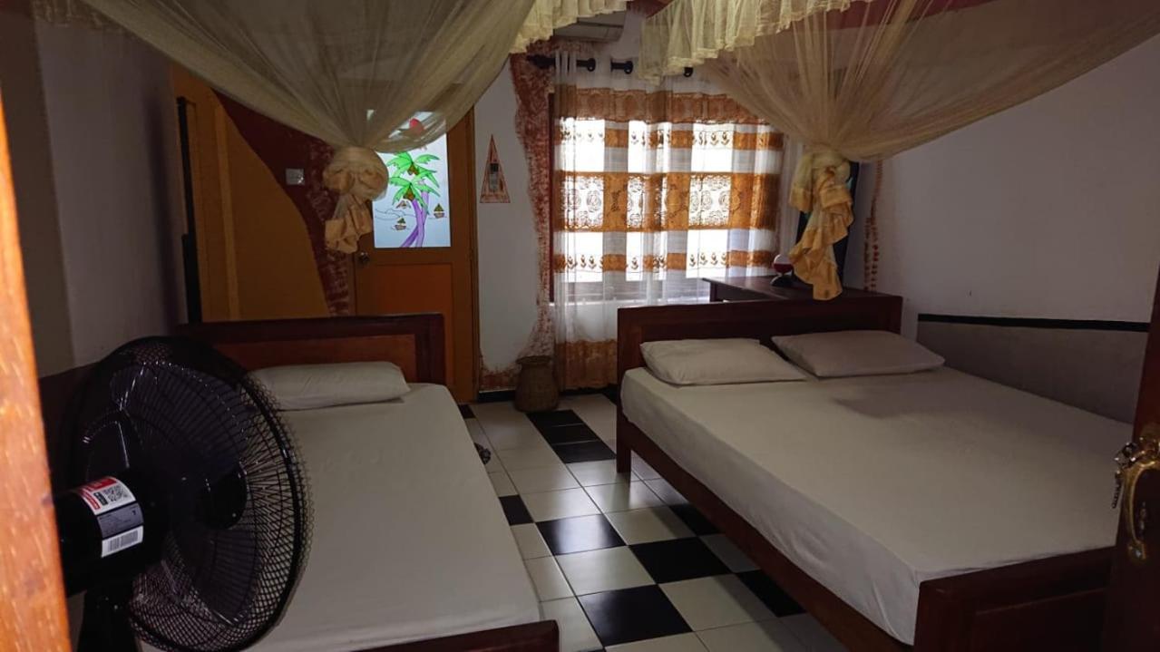 Leopard City Hostel Yala Tissamaharama Exterior foto