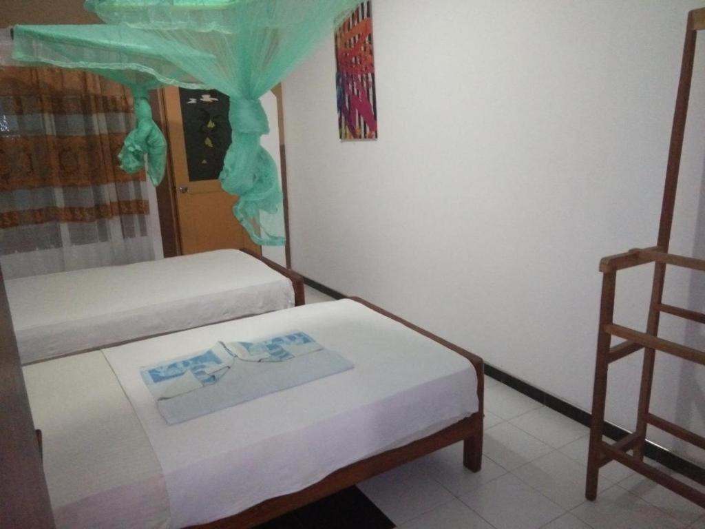 Leopard City Hostel Yala Tissamaharama Exterior foto