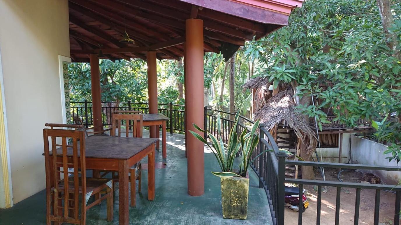 Leopard City Hostel Yala Tissamaharama Exterior foto