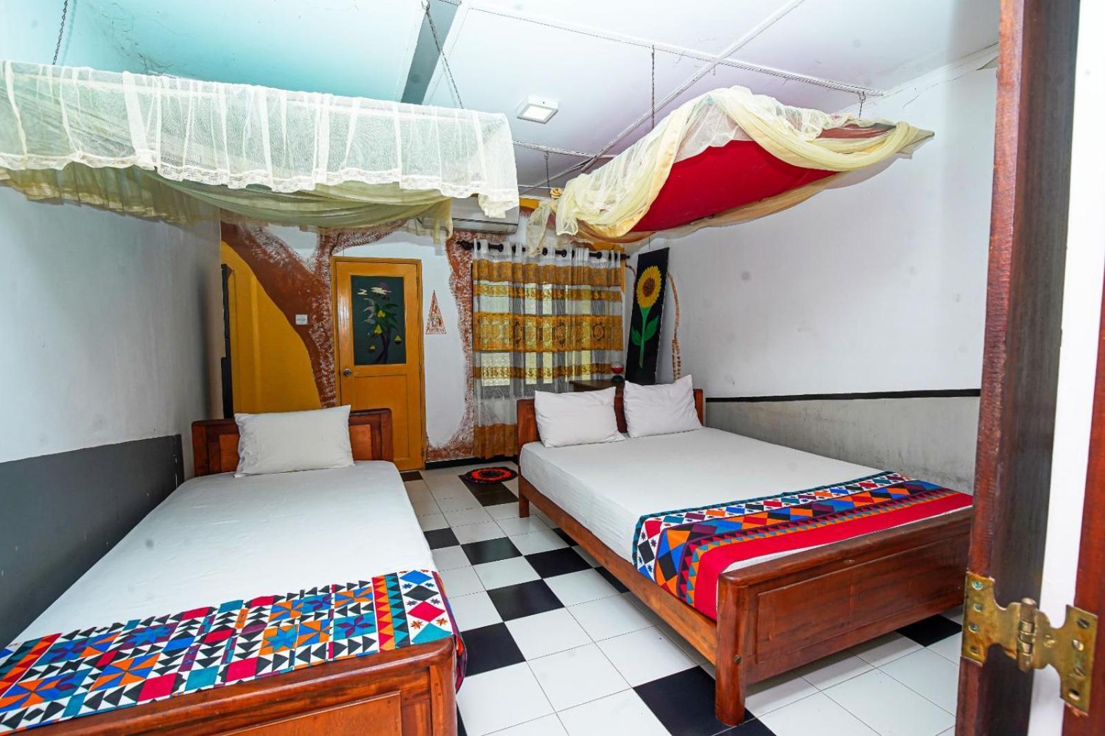 Leopard City Hostel Yala Tissamaharama Exterior foto